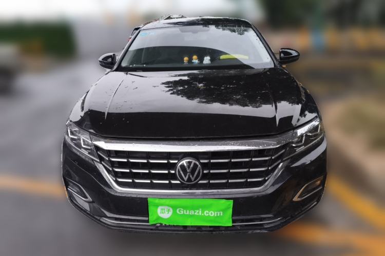 Used Volkswagen Passat 2020 330TSI Elite Edition China VI Front