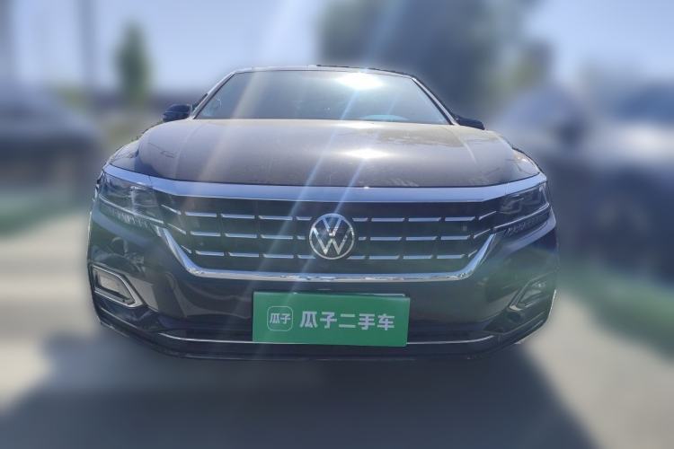 Used Volkswagen Passat 2020 Revised Version 330TSI Luxury Edition China VI Standard Front