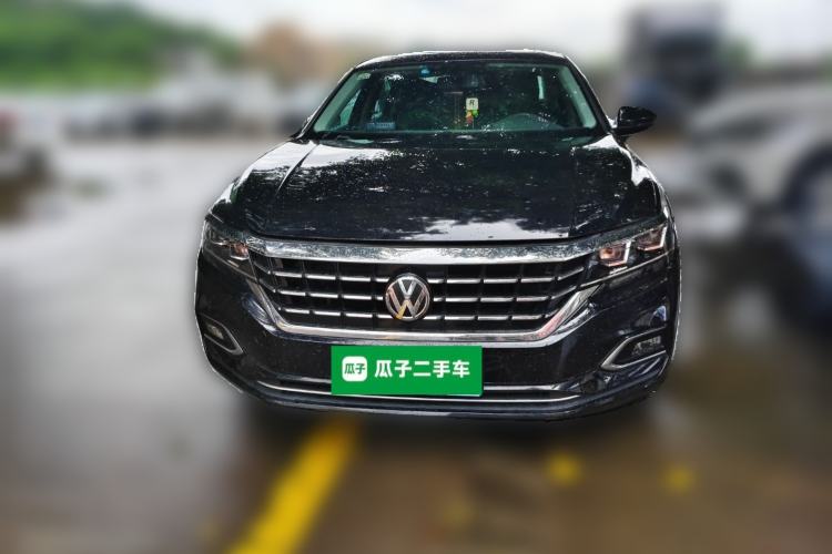 Used Volkswagen Passat 2020 330TSI Elite Edition China VI Front