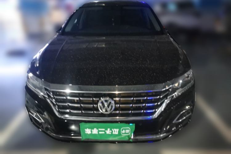Used Volkswagen Passat 2020 330TSI Luxury Edition China VI Front