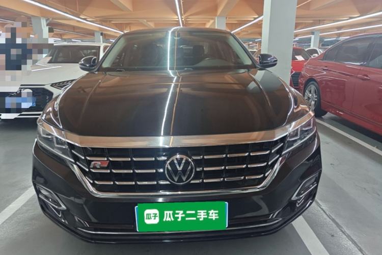 Used Volkswagen Passat 2020 Facelift 330TSI Elite Edition China VI Standard Front