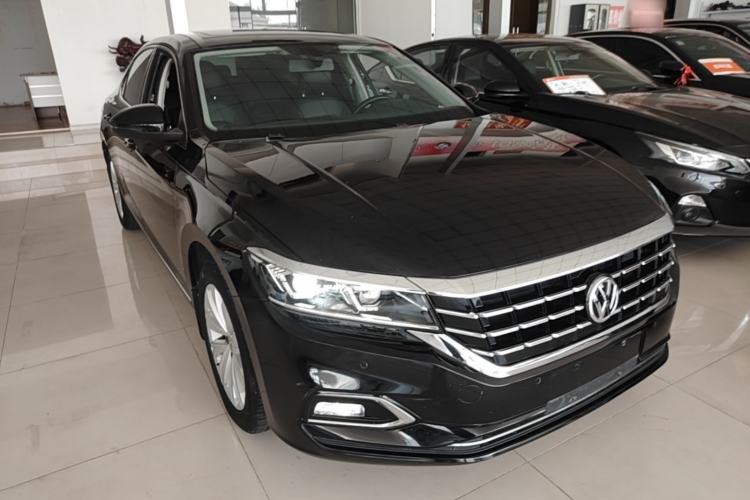 Used Volkswagen Passat 2020 330TSI Elite Edition China VI Front Right 45 Deg