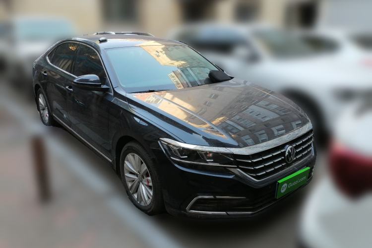 Used Volkswagen Passat 2020 Facelift 330TSI Elite Edition China VI Standard Front Right 45 Deg