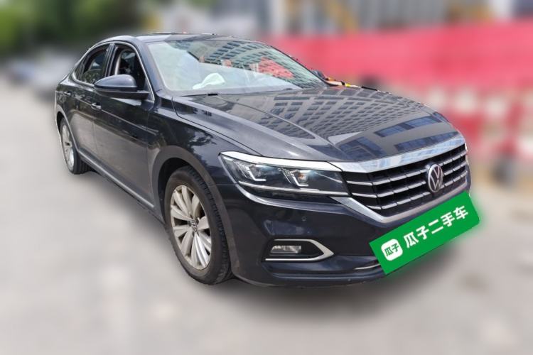 Used Volkswagen Passat 2020 330TSI Elite Edition China VI Front Right 45 Deg