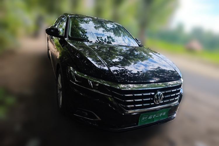 Used Volkswagen Passat 2020 330TSI Elite Edition China VI Front Right 45 Deg