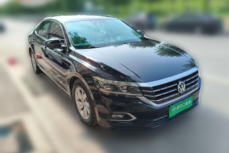 Used Volkswagen Passat 2020 280TSI Business Edition China VI Standard Front Right 45 Deg