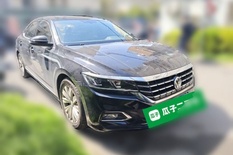 Used Volkswagen Passat 2020 330TSI Elite Edition China VI Front Right 45 Deg