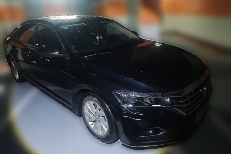 Used Volkswagen Passat 2020 280TSI Business Edition China VI Standard Front Right 45 Deg
