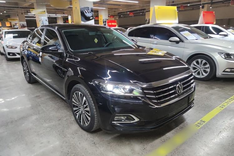 Used Volkswagen Passat 2020 Revised Version 280TSI Elite Edition China VI Standard Front Right 45 Deg