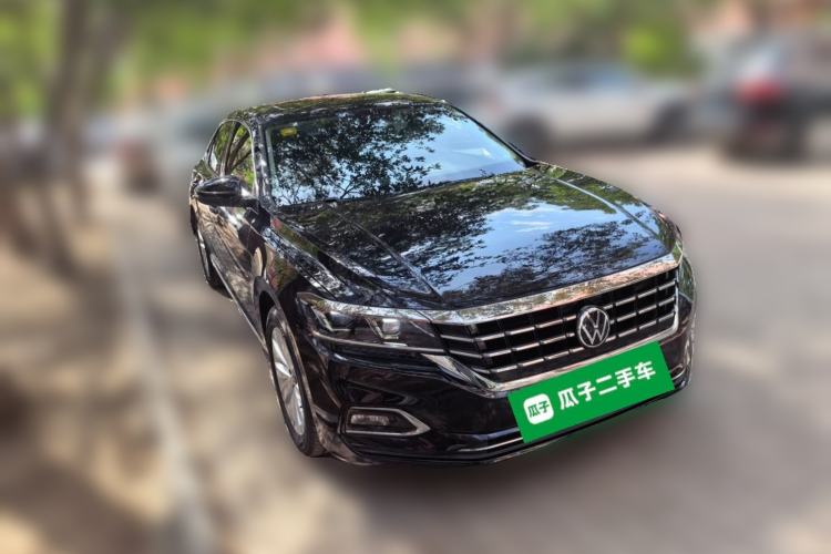 Used Volkswagen Passat 2020 330TSI Elite Edition China VI Front Right 45 Deg