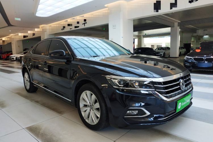 Used Volkswagen Passat 2020 Facelift 330TSI Elite Edition China VI Standard Front Right 45 Deg