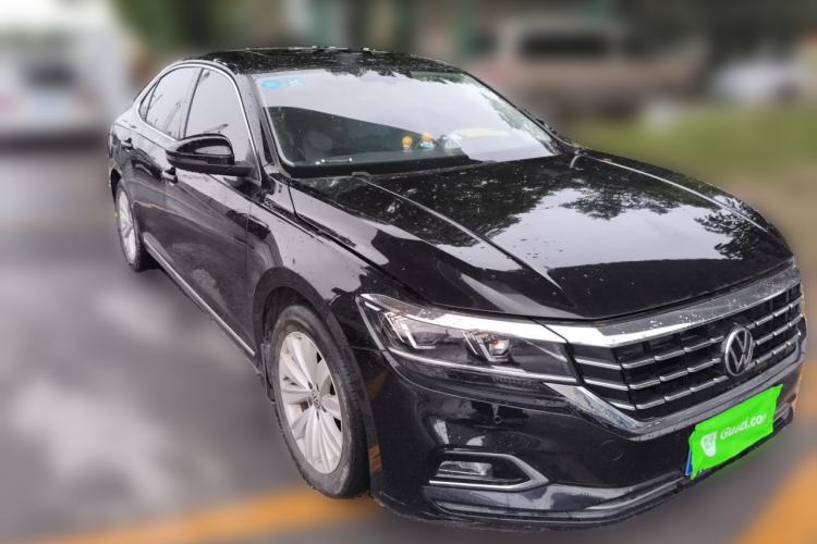 Used Volkswagen Passat 2020 330TSI Elite Edition China VI Front Right 45 Deg