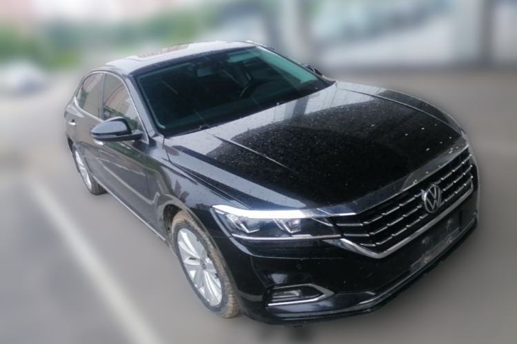 Used Volkswagen Passat 2020 330TSI Elite Edition China VI Front Right 45 Deg