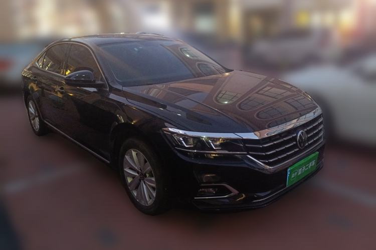 Used Volkswagen Passat 2020 Facelift 330TSI Elite Edition China VI Standard Front Right 45 Deg
