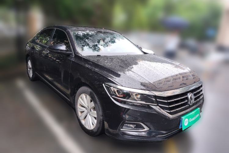 Used Volkswagen Passat 2020 330TSI Elite Edition China VI Front Right 45 Deg