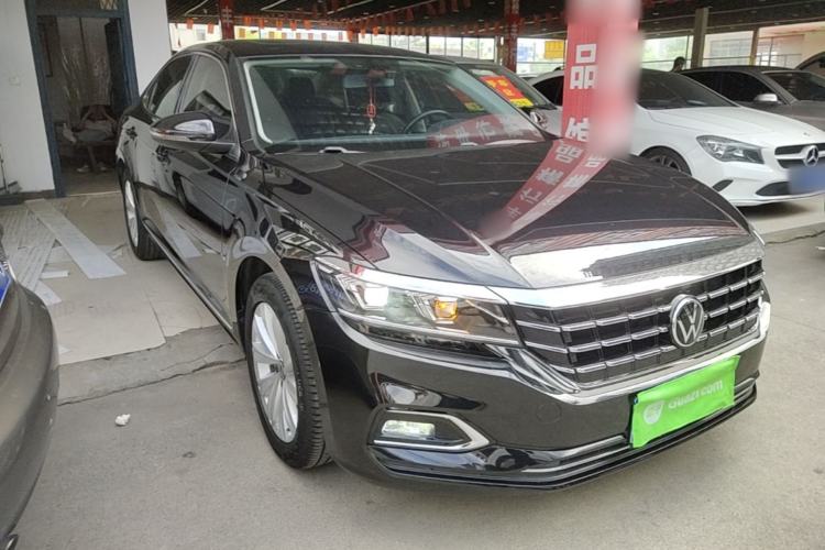 Used Volkswagen Passat 2020 330TSI Elite Edition China VI Front Right 45 Deg