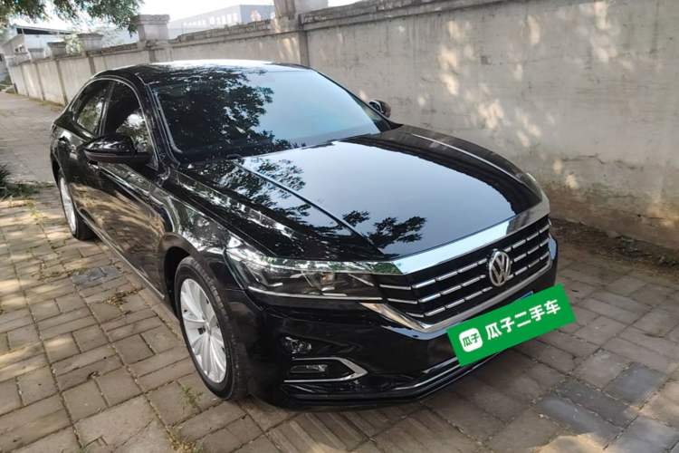 Used Volkswagen Passat 2020 330TSI Elite Edition China VI Front Right 45 Deg