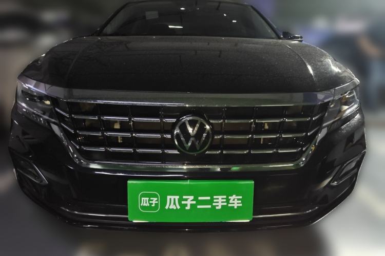 Used Volkswagen Passat 2020 Revised Version 330TSI Luxury Edition China VI Standard Front