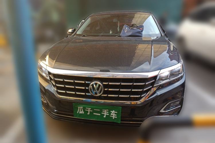 Used Volkswagen Passat 2020 330TSI Elite Edition China VI Front