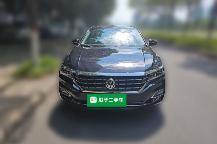 Used Volkswagen Passat 2020 330TSI Elite Edition China VI Front