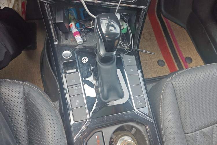 Used Volkswagen Passat 2020 380TSI Prestige Edition China VI Standard Gear Lever
