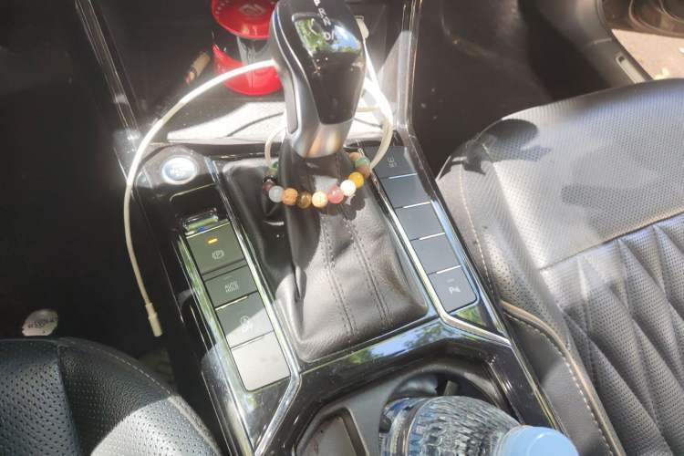 Used Volkswagen Passat 2020 330TSI Elite Edition China VI Gear Lever