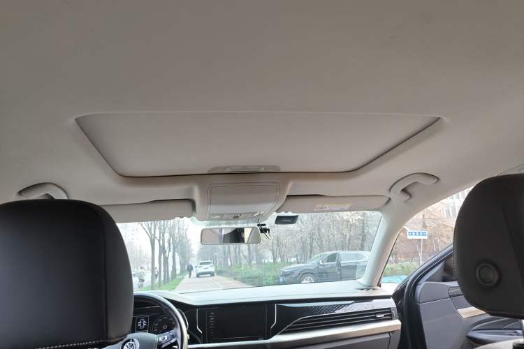 Used Volkswagen Passat 2020 280TSI Business Edition China VI Standard Headliner