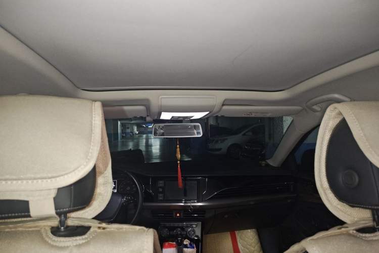Used Volkswagen Passat 2020 330TSI Elite Edition China VI Headliner