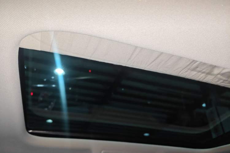 Used Volkswagen Passat 2020 Revised Version 280TSI Business Edition China VI Standard Headliner