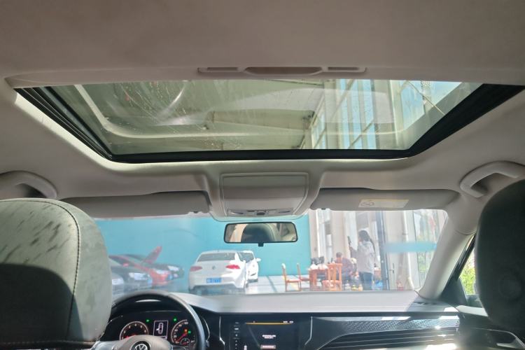 Used Volkswagen Passat 2020 Revised Version 280TSI Business Edition China VI Standard Headliner