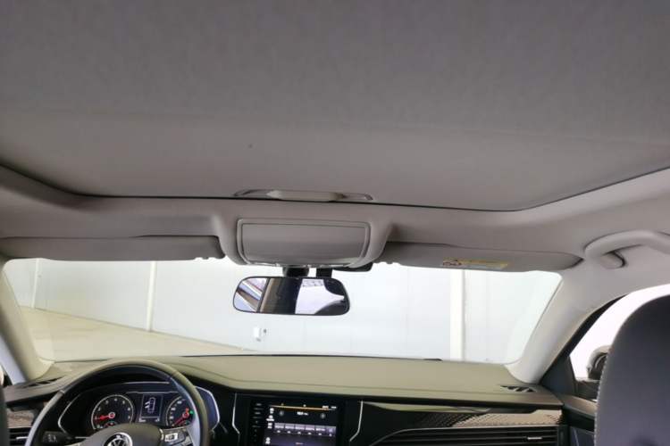 Used Volkswagen Passat 2020 Revised Version 280TSI Elite Edition China VI Standard Headliner