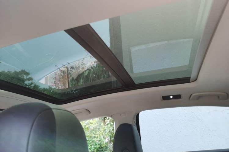 Used Volkswagen Passat 2020 330TSI Elite Edition China VI Headliner