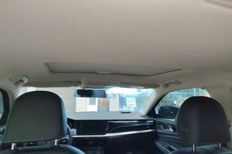Used Volkswagen Passat 2020 280TSI Business Edition China VI Standard Headliner