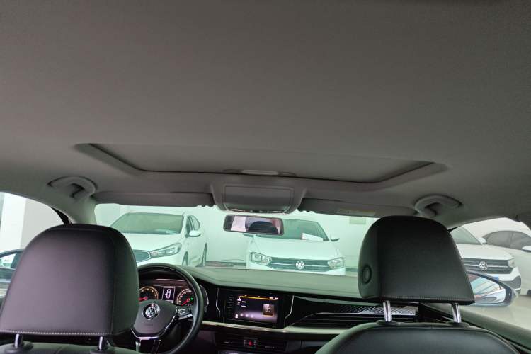 Used Volkswagen Passat 2020 280TSI Business Edition China VI Standard Headliner