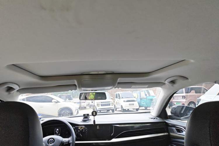 Used Volkswagen Passat 2020 Revised Version 280TSI Business Edition China VI Standard Headliner