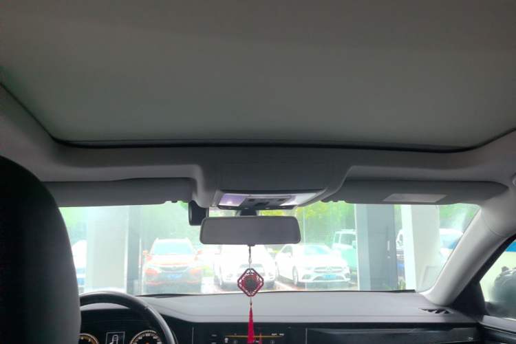Used Volkswagen Passat 2020 330TSI Elite Edition China VI Headliner