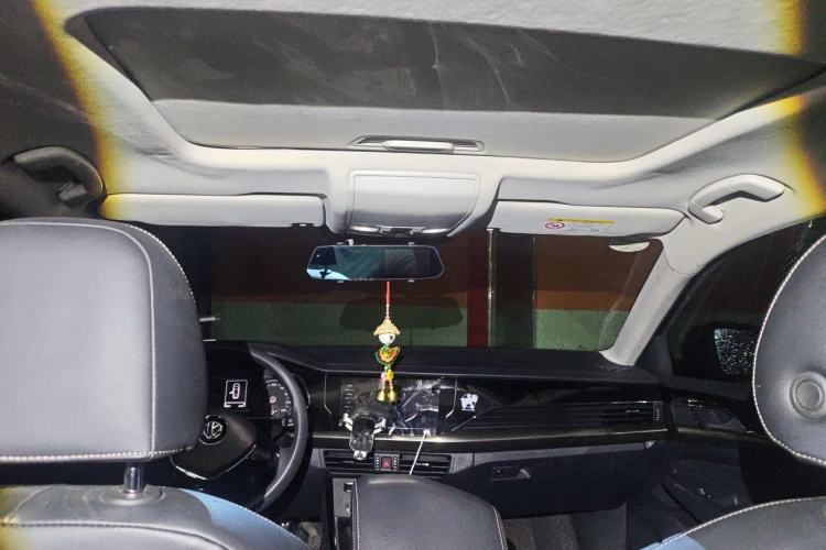 Used Volkswagen Passat 2020 280TSI Business Edition China VI Standard Headliner