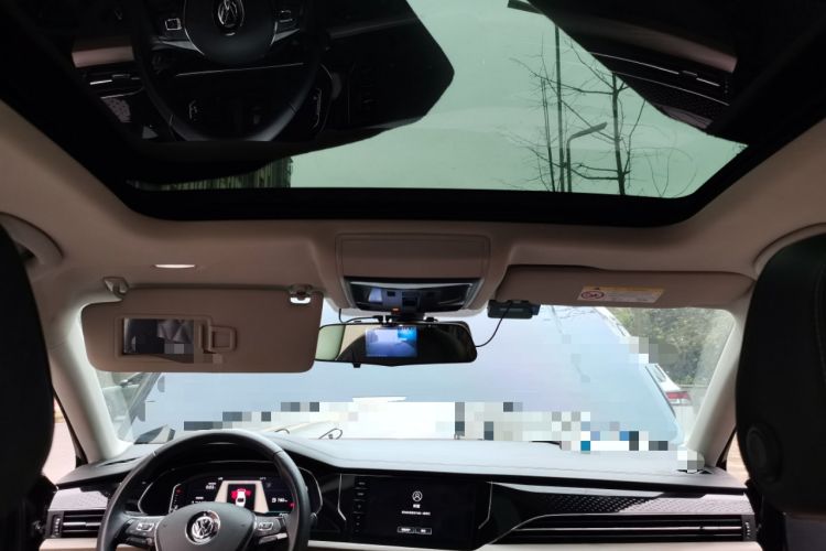 Used Volkswagen Passat 2020 330TSI Luxury Edition China VI Headliner