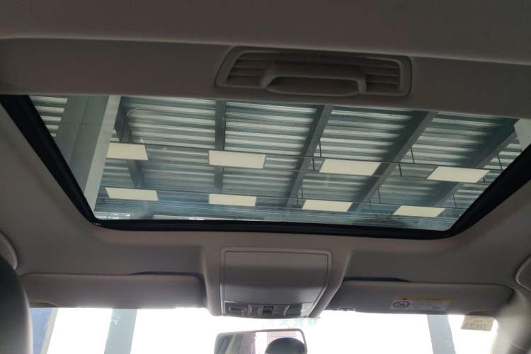 Used Volkswagen Passat 2020 Revised Version 280TSI Business Edition China VI Standard Headliner