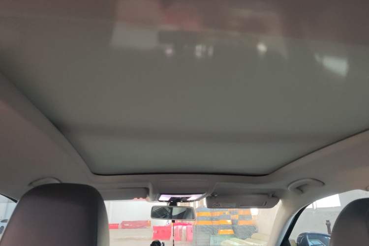 Used Volkswagen Passat 2020 330TSI Elite Edition China VI Headliner