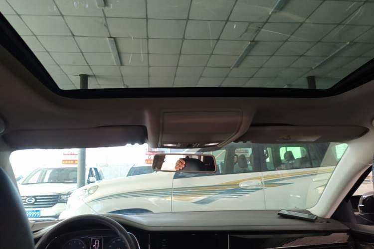 Used Volkswagen Passat 2020 Revised Version 280TSI Business Edition China VI Standard Headliner