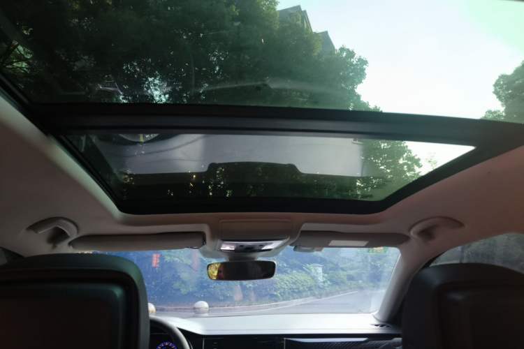 Used Volkswagen Passat 2020 380TSI Prestige Edition China VI Standard Headliner
