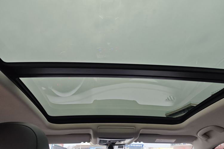 Used Volkswagen Passat 2020 330TSI Elite Edition China VI Headliner