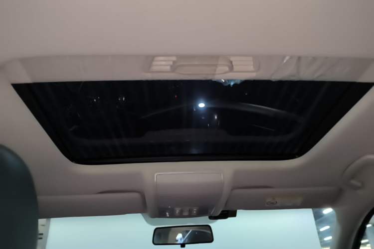 Used Volkswagen Passat 2020 Revised Version 280TSI Business Edition China VI Standard Headliner