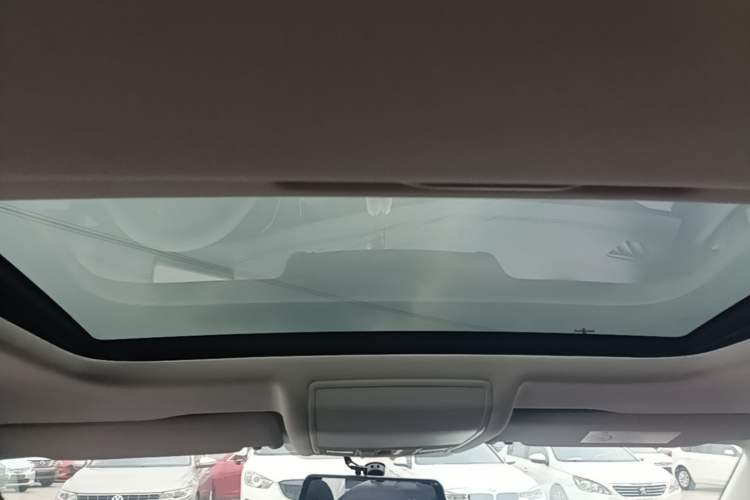 Used Volkswagen Passat 2020 Revised Version 280TSI Business Edition China VI Standard Headliner