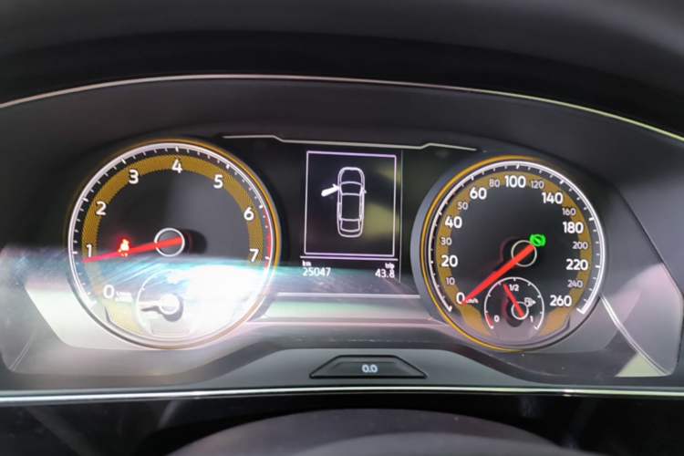 Used Volkswagen Passat 2020 330TSI Elite Edition China VI Instrument Cluster