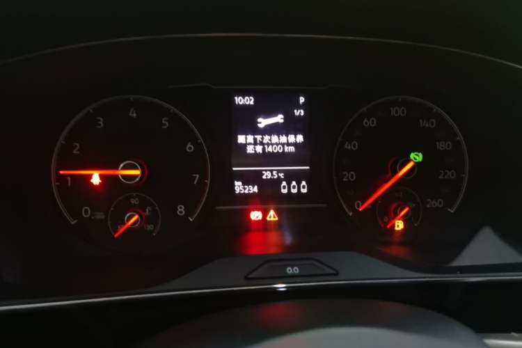 Used Volkswagen Passat 2020 Facelift 330TSI Elite Edition China VI Standard Instrument Cluster