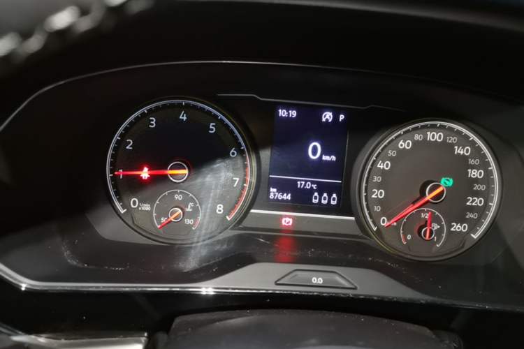 Used Volkswagen Passat 2020 Facelift 330TSI Elite Edition China VI Standard Instrument Cluster