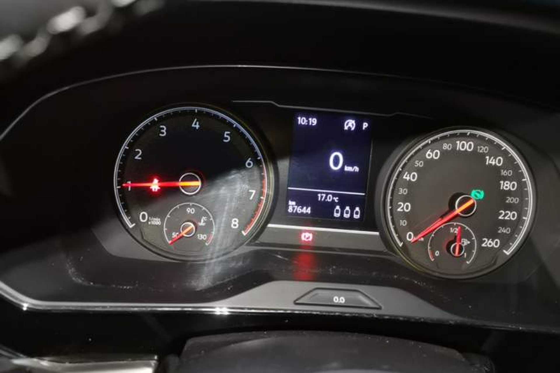 Used Volkswagen Passat 2020 Facelift 330TSI Elite Edition China VI Standard Instrument Cluster