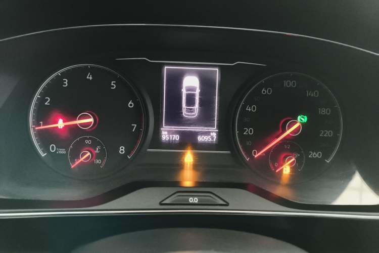 Used Volkswagen Passat 2020 Revised Version 280TSI Business Edition China VI Standard Instrument Cluster